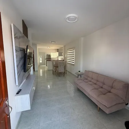 Apartamento Confortable A 5 Minutos Del Aeropuerto *